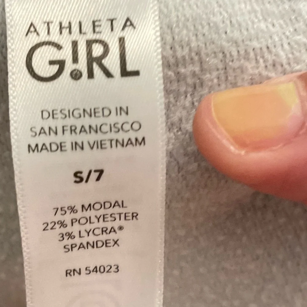 Athleta Girl marble Kids Gray and blue pullover hoodie size S/7